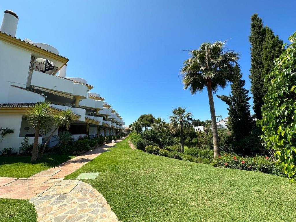 The Golden House, Calahonda Golf Apartment Sitio de Calahonda Exterior foto